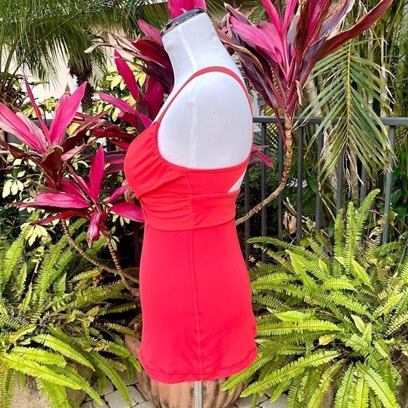 Lululemon Wrap It Up Bra Tank - Picture 3 of 5